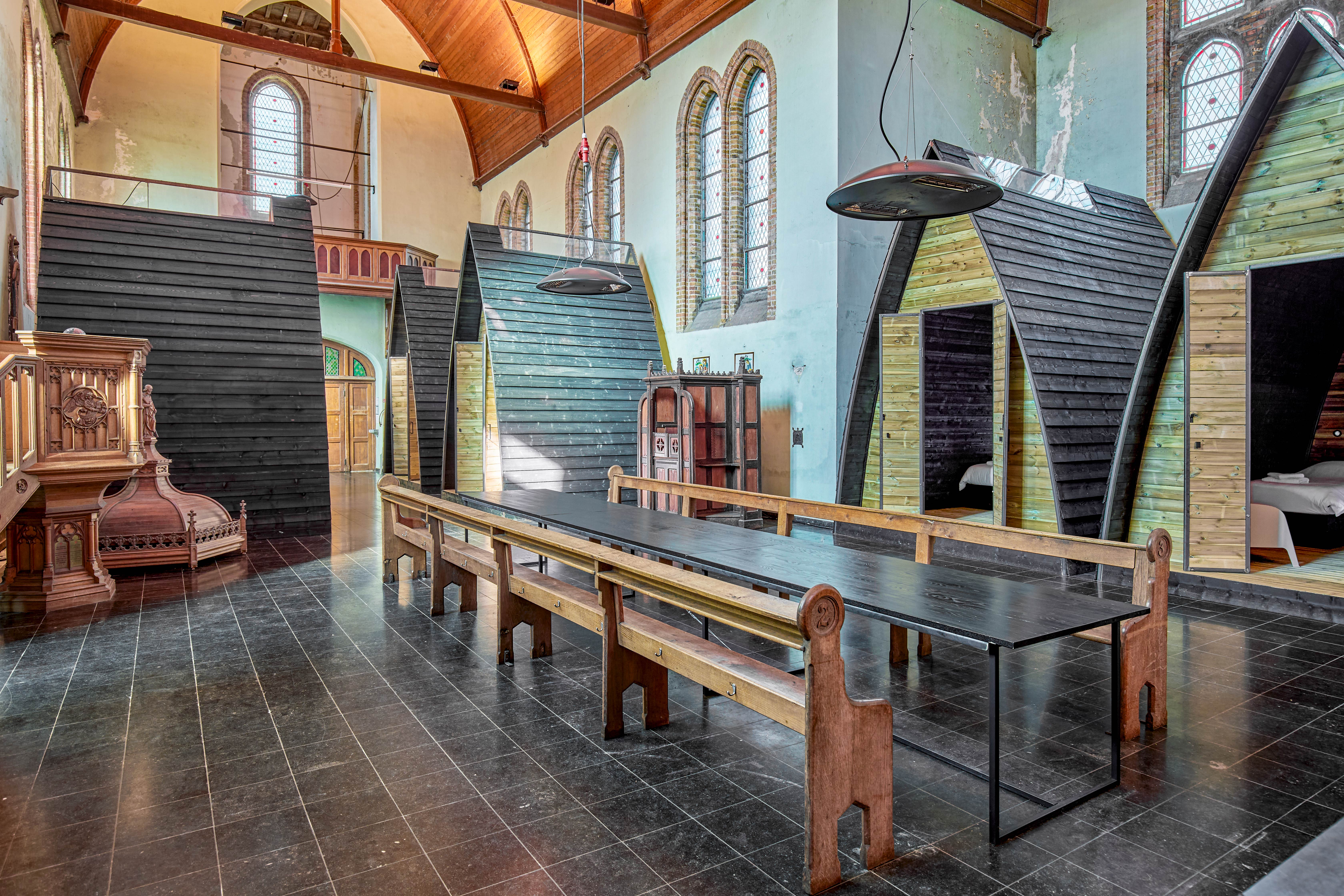 Unieke groepsaccommodatie (12p) in een kerk