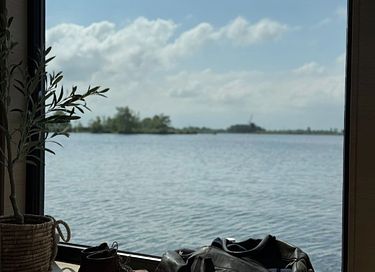 Romantisch verblijf op het water met uitzicht - 11