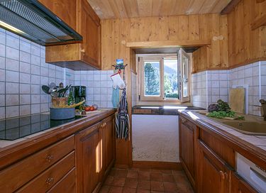 Groepsverblijf midden in de bergen - 16