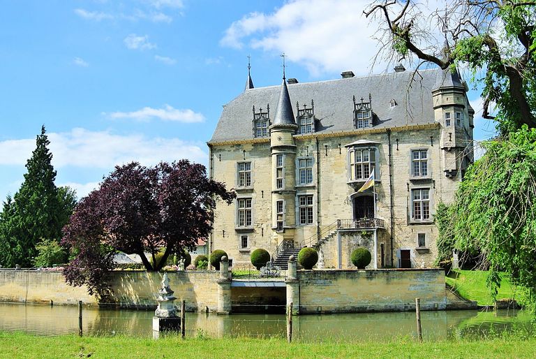 Coach house at the most beautiful castle in Limburg - 1