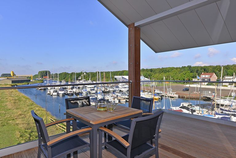Appartement met uitzicht op het water - 1