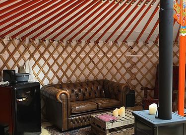 Spacious yurt in unique park in nature - 8
