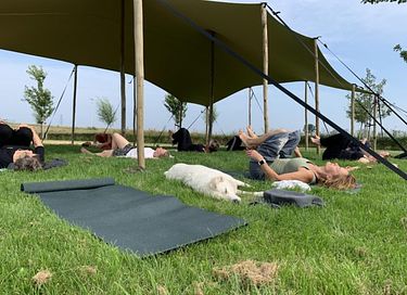 Romantisch overnachten in een hooiberg - 14