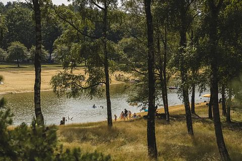 Houten vakantiehuis met meerzicht - 3