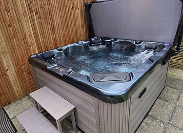 Tiny Lodge met privé jacuzzi - 19