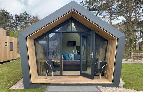 Robuste Hütte für 2 mit Whirlpool - 4