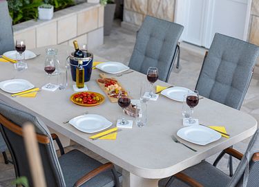 Vakantievilla met openluchtzwembad en terras - 7