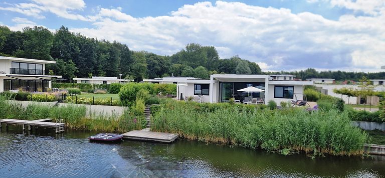 6-persoons villa aan het water - 1