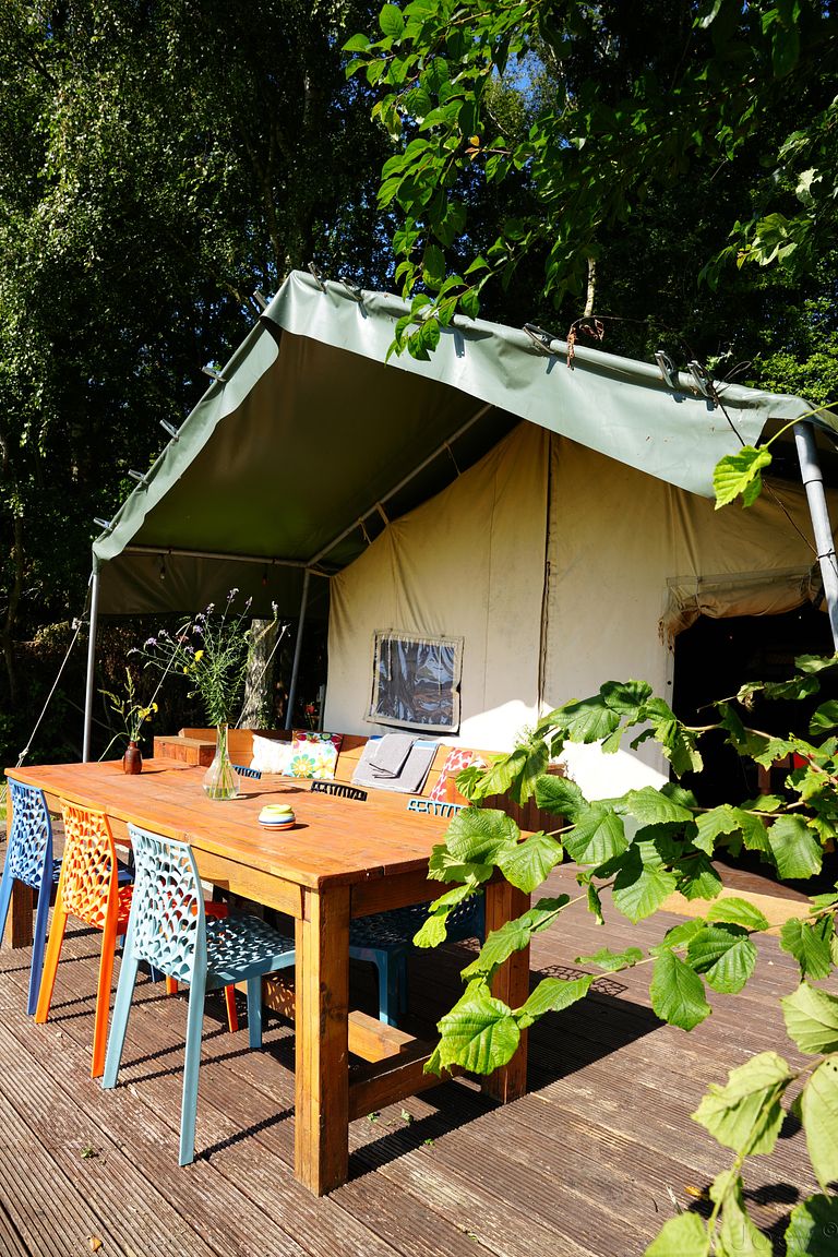 Safari tent for 8 people in eco-camping - 1