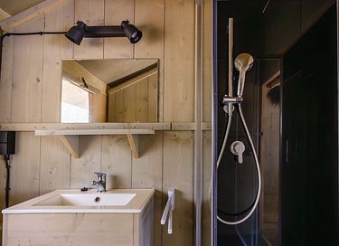 Tente de glamping spacieuse avec poêle confortable - 18