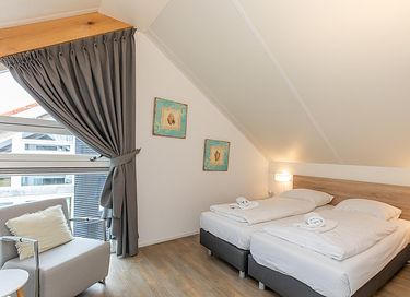 Dog-friendly family home near the sea - 18