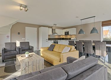Grote vakantievilla met jacuzzi vlakbij zee - 12