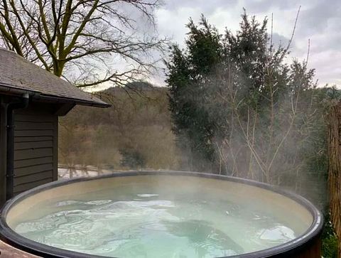 Gîte romantique en bois pour 2 personnes - 4