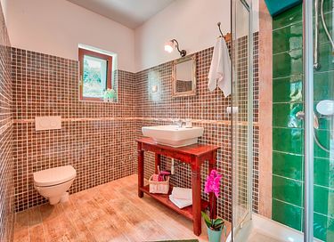 Villa met zoutwaterzwembad en zeezicht - 31