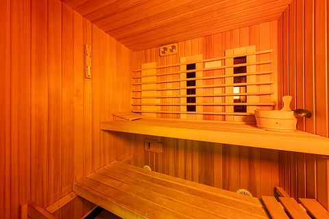 Bungalow (8p) aan het water met sauna - 3