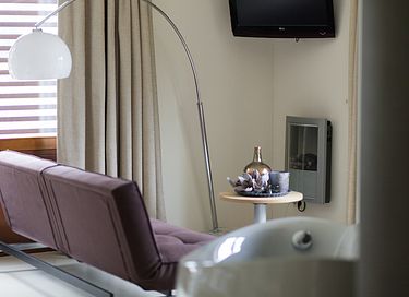Luxe suite met bad in uniek boshotel - 8