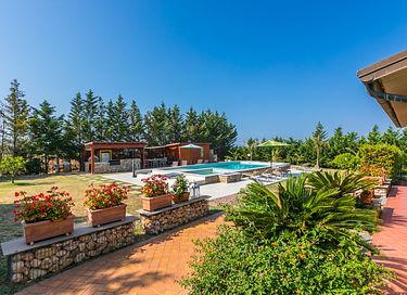 Luxe vakantiehuis met poolhouse  - 10