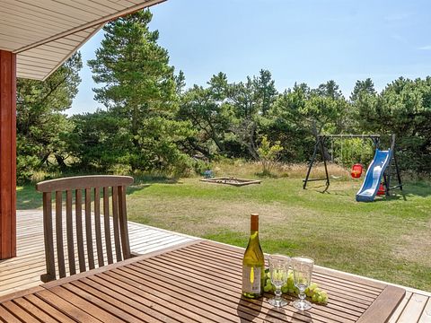 Gezinswoning met grote tuin en sauna - 4
