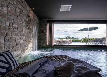 Grote villa met prachtig uitzicht - 13
