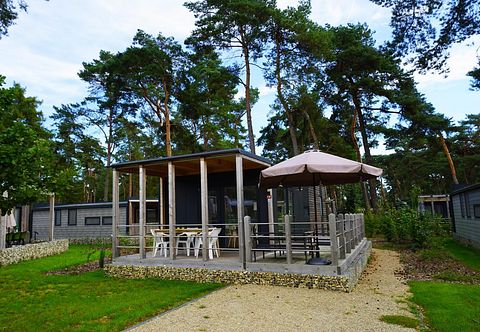 Moderne vakantiewoning met terras - 3
