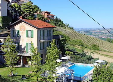 Huis met zwembad in Noord-Italië - 1