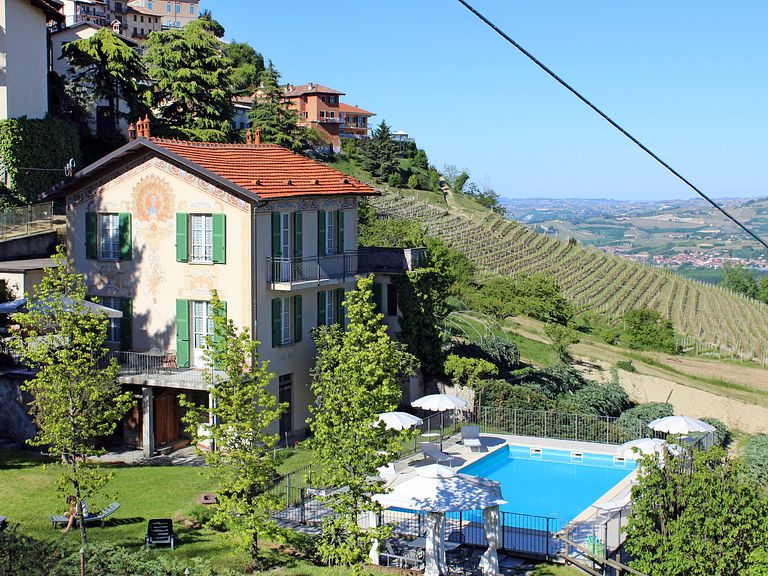 Huis met zwembad in Noord-Italië - 1