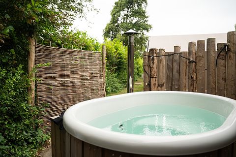 Suite with private hot tub on the coast - 4