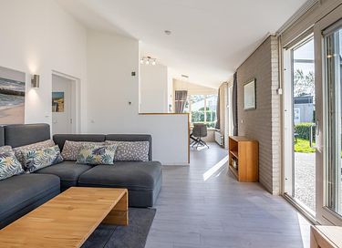Bungalow with sauna in a nice vacation park - 4
