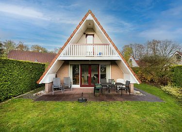 Hyggeligt A-rammehus i Drenthe med have 