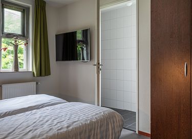 Animal friendly bungalow in Drenthe - 9