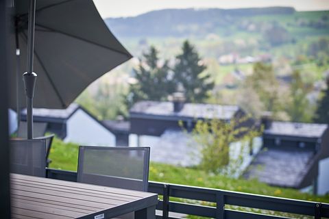 Ferienwohnung mit Terrasse in grüner Umgebung - 2