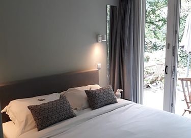 Logement de vacances confortable avec piscine extérieure - 9
