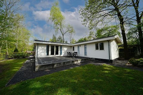 Ferienwohnung im Ferienpark am Wasser - 2