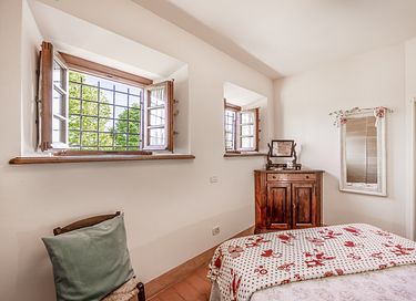 Vakantiehuis met een grote tuin en zwembad - 8