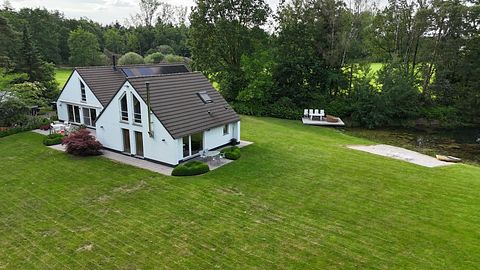 Holiday cottage with sauna by the water - 2
