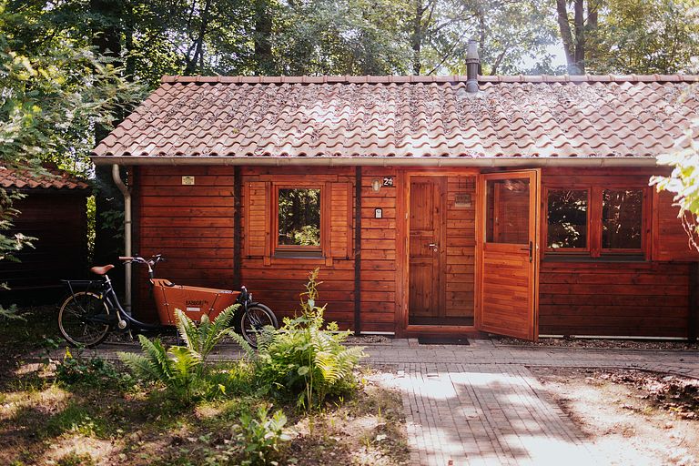Cabane de randonneur en bois dans un cadre magnifique - 1