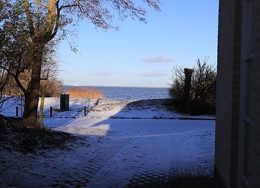 House with garden near the IJsselmeer - 3