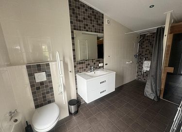 4-Personen-Chalet mit privater Sauna - 5