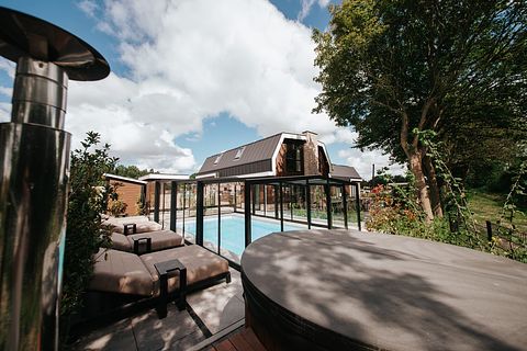 Villa de lujo para grupos con zona de bienestar y piscina - 2