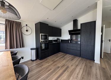 Holiday home near the water in Gelderland - 4