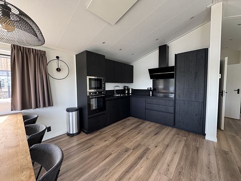 Holiday home near the water in Gelderland - 4
