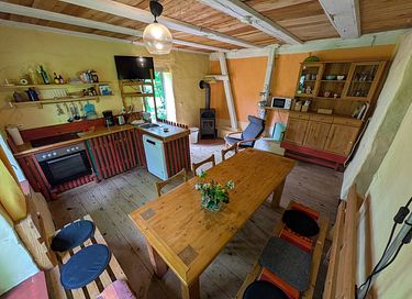 Séjour spacieux dans une grange en bois avec cinéma - 6