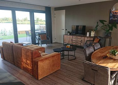 Luxe vakantiebungalow direct aan het water - 9