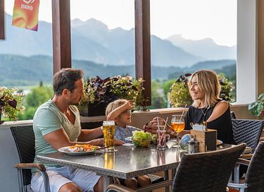 Panoramalodge met uitzicht op de bergen  - 16