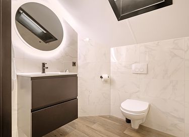 Modern house with bath close to the sea - 28