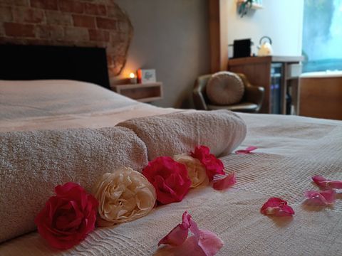 Romantische suite met jacuzzi en sauna - 3