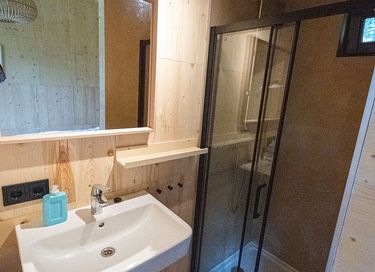Prachtig tiny house in het bos - 9