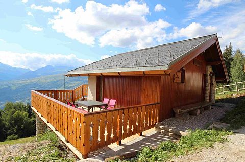 Chalet met prachtig uitzicht op de Alpen - 5