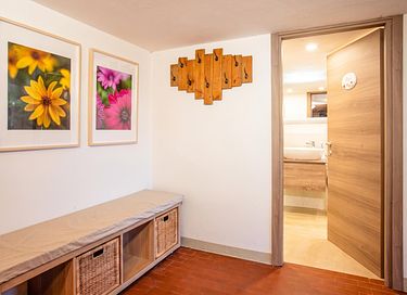 Grand logement avec terrain de tennis et piscine - 26