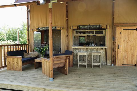 Spacious glamping tent (2p) with hot tub - 4